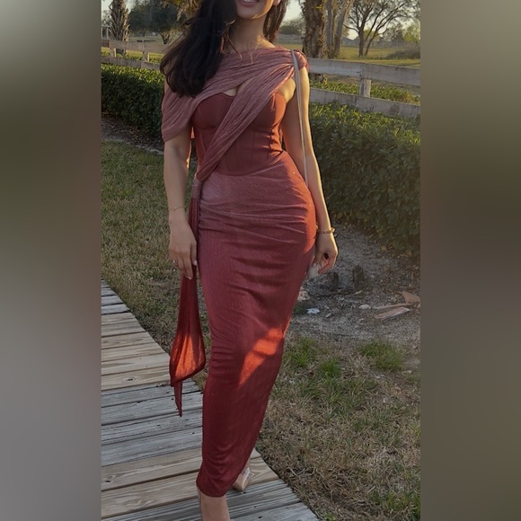 RED CELESTINA DRAPED MAXI DRESS Elegant Off-Shoulder Burgundy Dress - Picture 5 of 5